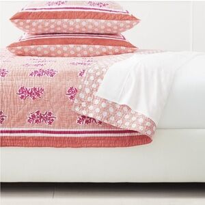 Serena & Lily Amalfi Twin Quilt/Euro Sham Set